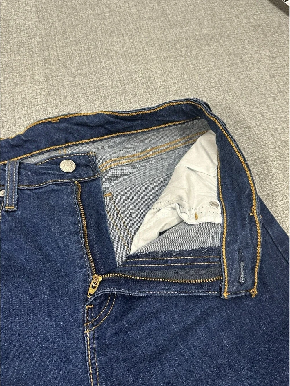 Levi’s 514 Slim Straight Jeans Men’s W28 L29 Dark Wash Cotton